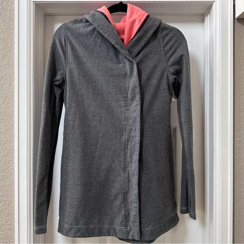 Lululemon Athletica Awareness Wrap Hooded Jacket Gray Ombré Size 2